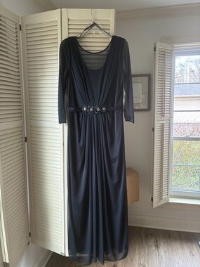 Alex Evenings Elegant Navy Blue Long Sleeve Dress with Embellished Waist